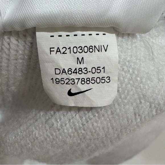 Nike Standard Issue Cropped Hoodie Gray FLY Dri-Fit Boxy Sweatshirt M - Picture 10 of 11